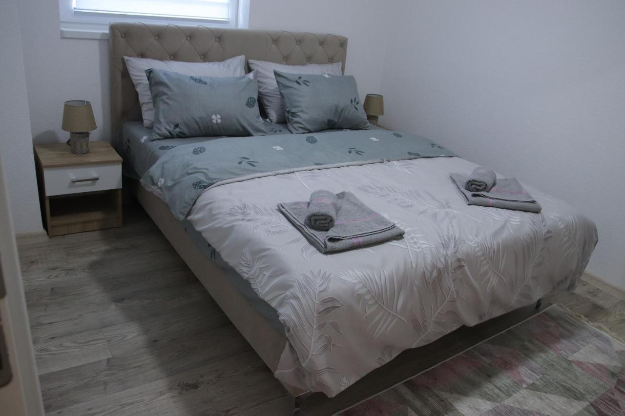 Apartmani Golub Livno Εξωτερικό φωτογραφία